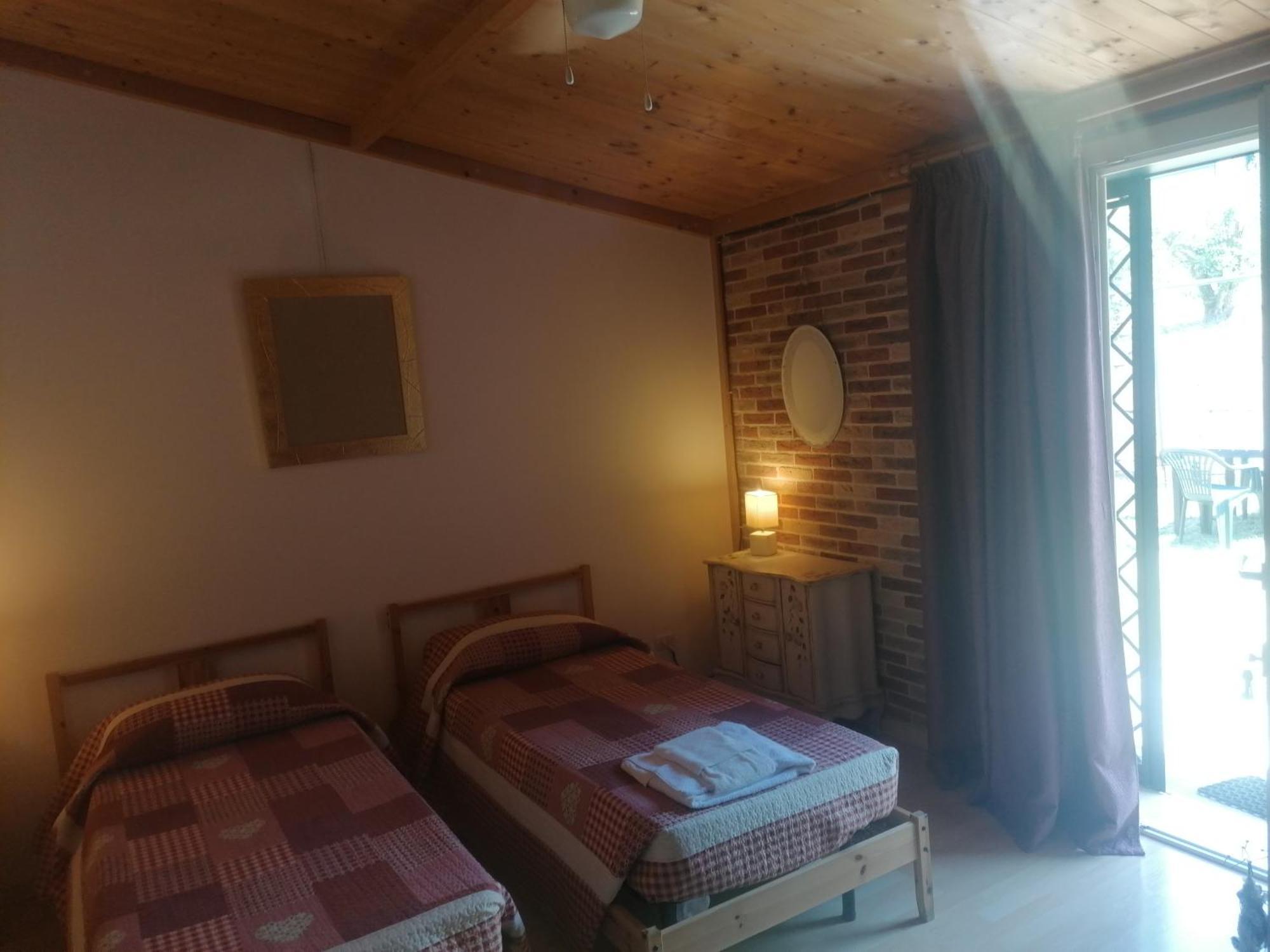 Agriturismo Sentiero Delle Fiabe Villa Sirolo Rum bild